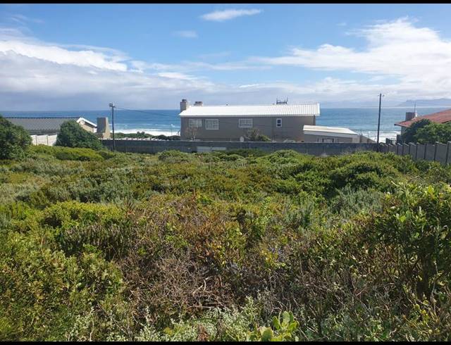 LAND FOR SALE IN PERLEMOENBAAI